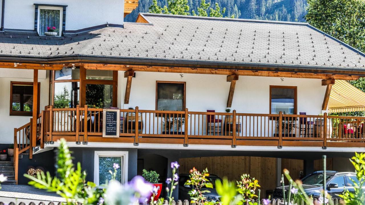 Kia Ora Hotel Restaurant Wagrain Exteriör bild